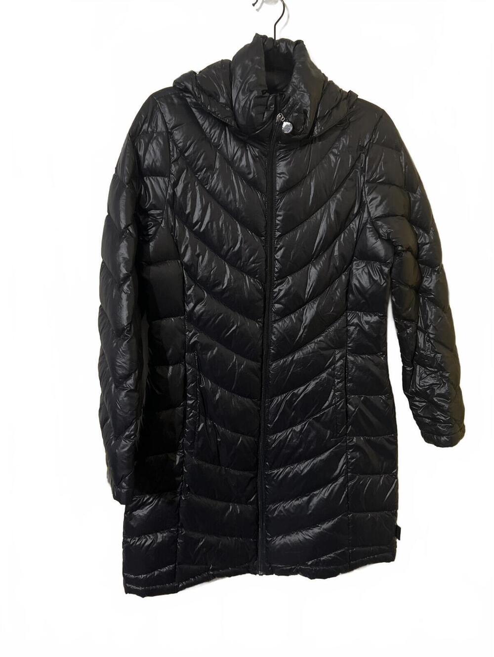 Calvin Klein Packable Lightweight Premium Down Hooded Puffer - Picture 2 of 9
